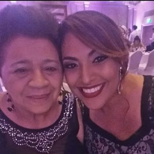 Meet your Posher, Joani